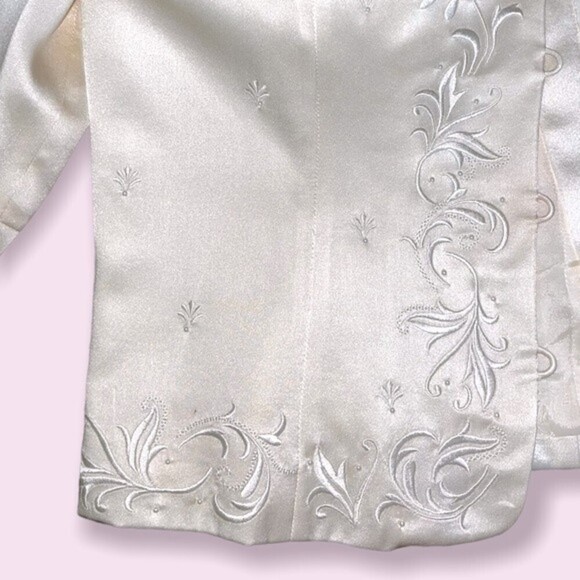 Vintage Talbots 100% Silk Blazer Cream Ivory Embroidered Beaded Womens Size 8 - Picture 5 of 9